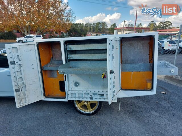 2010 FORD FALCON (LPG) FG UTE TRAY, 2 DOORS, 2 SEATS