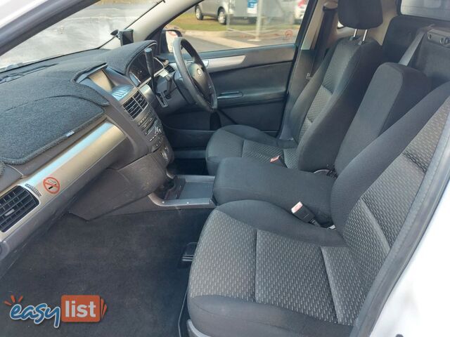 2010 FORD FALCON (LPG) FG UTE TRAY, 2 DOORS, 2 SEATS