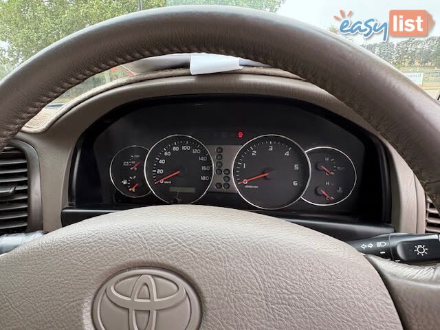 2003 TOYOTA LANDCRUISER (4X4)  WAGON, 5 DOORS, 7 SEATS