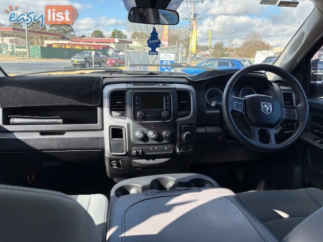 2019 RAM 1500 EXPRESS (4X4) BLACK PACK MY18 UTE TRAY, 4 DOORS, 5 SEATS
