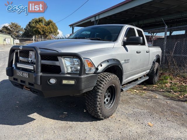 2019 RAM 1500 EXPRESS (4X4) BLACK PACK MY18 UTE TRAY, 4 DOORS, 5 SEATS