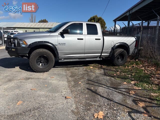 2019 RAM 1500 EXPRESS (4X4) BLACK PACK MY18 UTE TRAY, 4 DOORS, 5 SEATS
