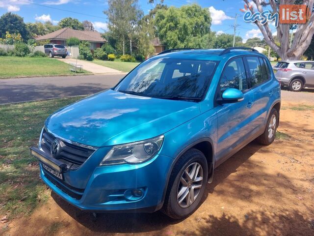 2008 VOLKSWAGEN TIGUAN 103 TDI 5NC MY09 SUV, 4 DOORS, 5 SEATS