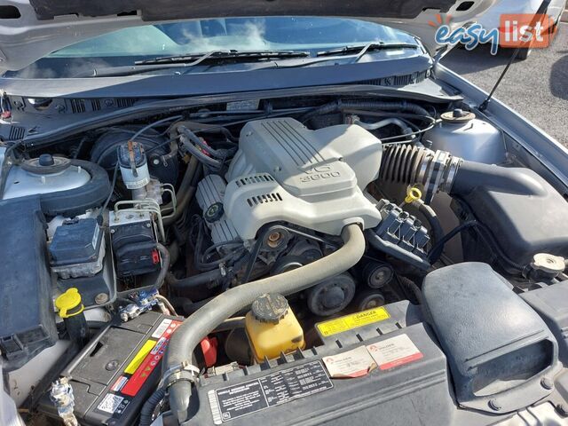 2004 HOLDEN COMMODORE EXECUTIVE VYII SEDAN, 4 DOORS, 5 SEATS