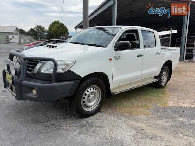 2014 TOYOTA HILUX SR (4X4) KUN26R MY12 UTE TRAY, 4 DOORS, 5 SEATS