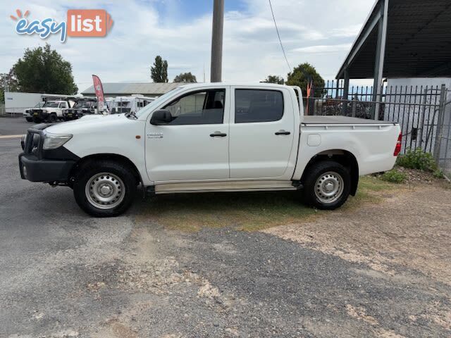 2014 TOYOTA HILUX SR (4X4) KUN26R MY12 UTE TRAY, 4 DOORS, 5 SEATS