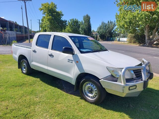 2012 TOYOTA HILUX SR GGN15R MY12 UTE TRAY, 4 DOORS, 5 SEATS