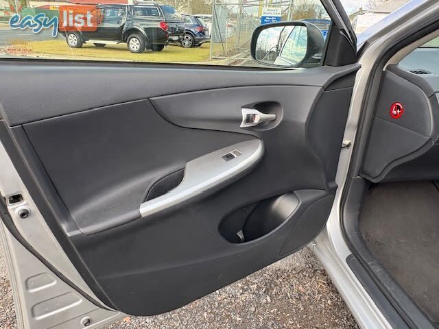 2011 TOYOTA COROLLA ULTIMA ZRE153R MY11 SEDAN, 4 DOORS, 5 SEATS