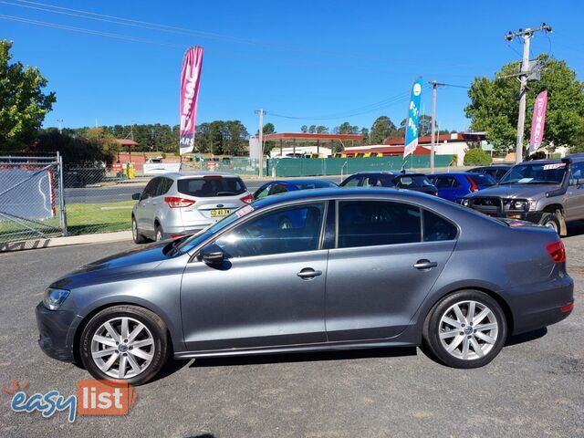 2012 VOLKSWAGEN JETTA 118 TSI COMFORTLINE 1KM MY13 SEDAN, 4 DOORS, 5 SEATS