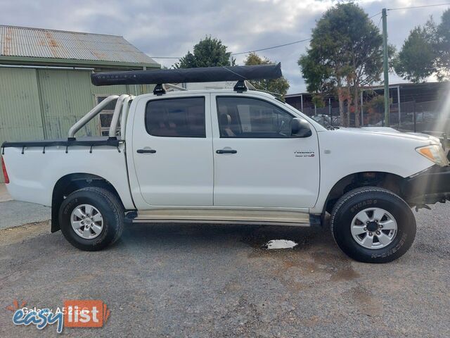 2008 TOYOTA HILUX SR (4X4) KUN26R 07 UPGRADE UTE TRAY, 4 DOORS, 5 SEATS