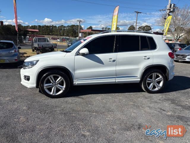 2015 VOLKSWAGEN TIGUAN 155 TSI R-LINE (4X4) 5NC MY16 SUV, 4 DOORS, 5 SEATS