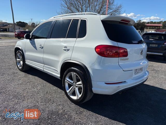 2015 VOLKSWAGEN TIGUAN 155 TSI R-LINE (4X4) 5NC MY16 SUV, 4 DOORS, 5 SEATS