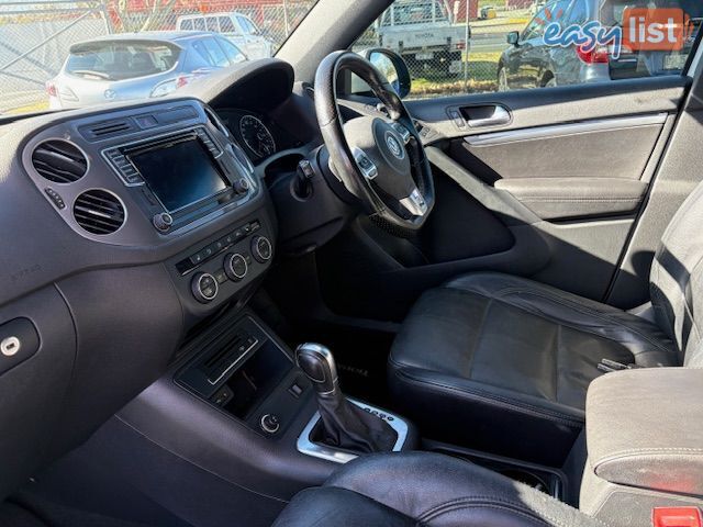 2015 VOLKSWAGEN TIGUAN 155 TSI R-LINE (4X4) 5NC MY16 SUV, 4 DOORS, 5 SEATS