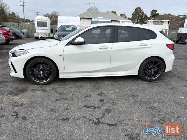 2022 BMW 118I SPORT F40 HATCH, 5 DOORS, 5 SEATS
