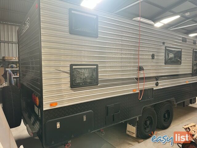 2020 Leader Caravans GOLD LE