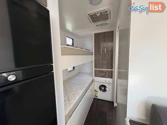 2020 Leader Caravans GOLD LE