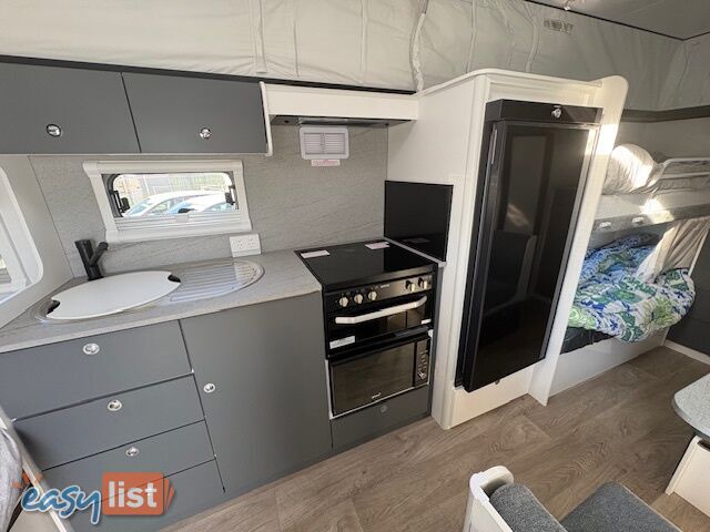 2024 Jayco 17.58-3 STARCRAFT OUTBACK