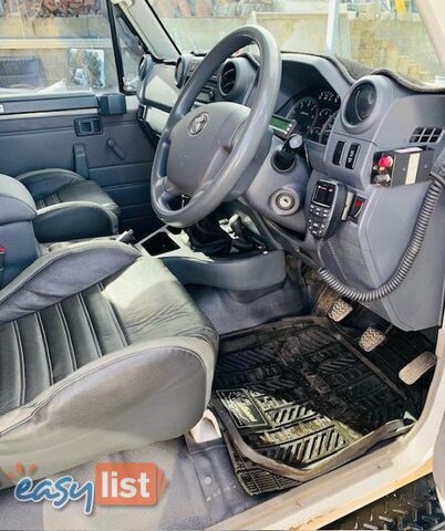 2009 TOYOTA LANDCRUISER GX (4X4) VDJ79R UTE TRAY, 2 DOORS, 3 SEATS