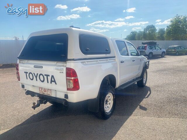 2012 Toyota Hilux SR 4x4 Dual Cab Ute Manual, White, Turbo Diesel