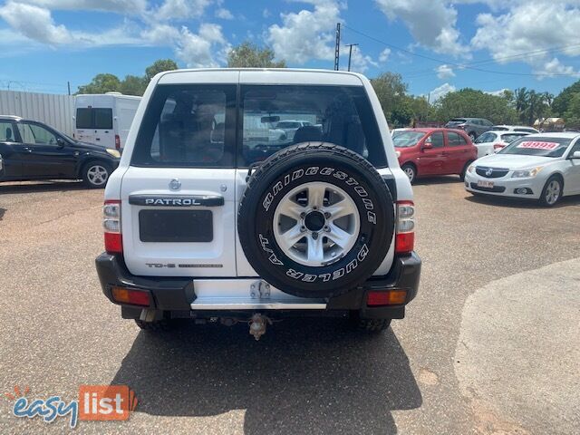 2003 Nissan Patrol ST Wagon Manual
