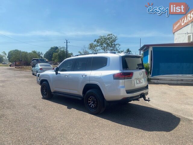 2024 Toyota Landcruiser Sahara 4x4 Wagon Silver, Automatic