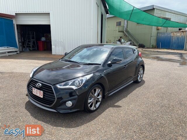 2015 Hyundai Veloster SR Hatchback Automatic