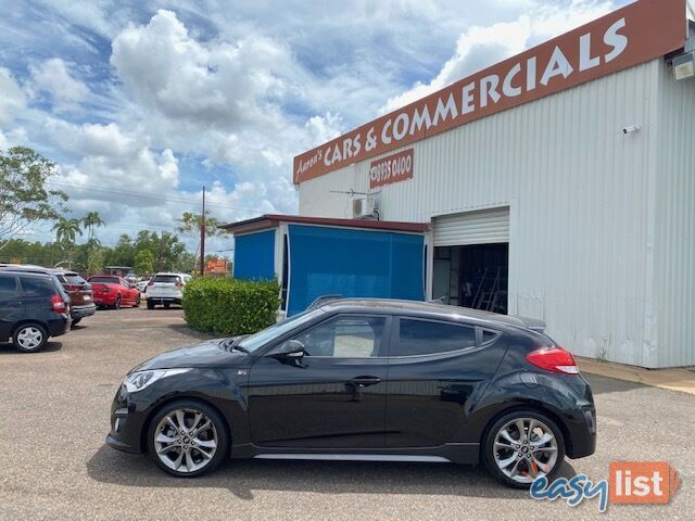 2015 Hyundai Veloster SR Hatchback Automatic