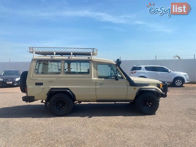 1997 Toyota Landcruiser Troopcarrier 11 Seater Wagon Manual