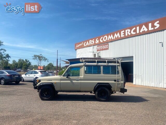 1997 Toyota Landcruiser Troopcarrier 11 Seater Wagon Manual