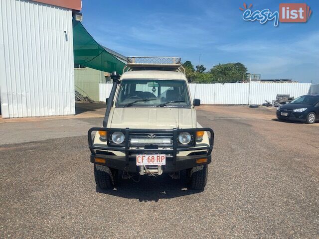 1997 Toyota Landcruiser Troopcarrier 11 Seater Wagon Manual