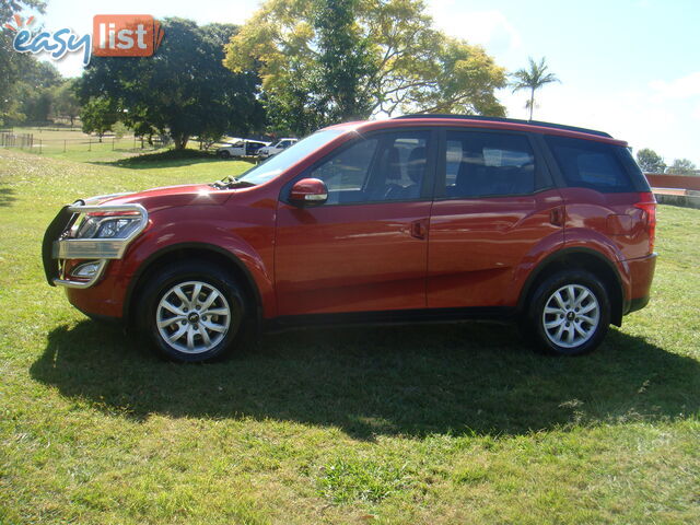 2016 Mahindra XUV500 W8 SUV Manual