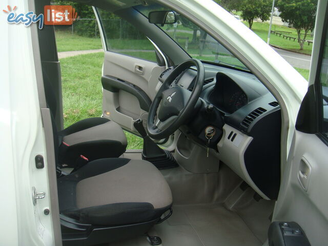 2009 Mitsubishi Triton GL Manual Cab Chassis Alloy Tray