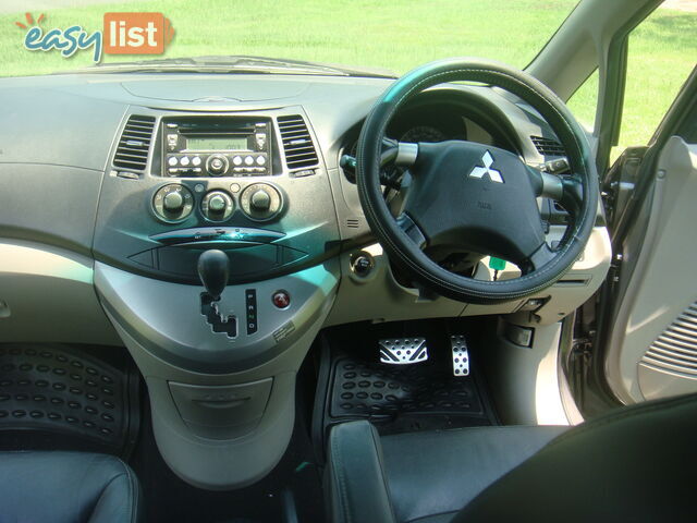 2008 Mitsubishi Grandis VRX Wagon Automatic