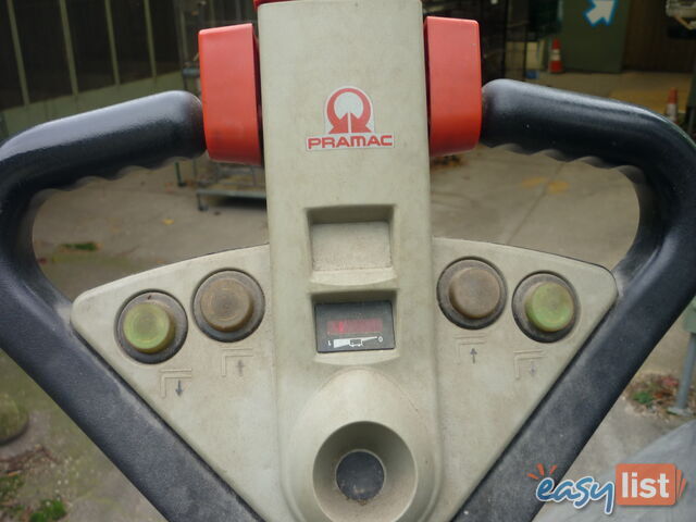 Walke Stacker