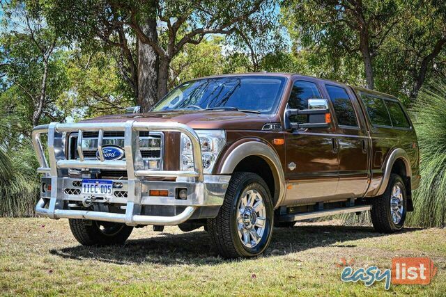 2011 FORD F350 KING RANCH  -