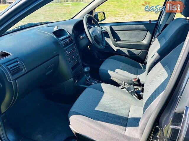 2003  HOLDEN ASTRA City TS MY03 SEDAN