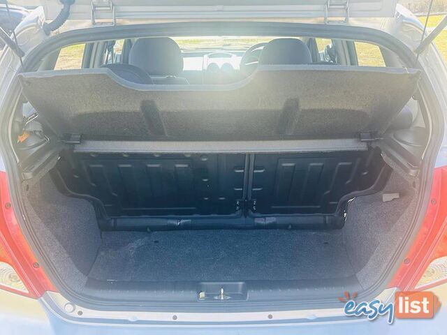 2006  HOLDEN BARINA  TK HATCHBACK