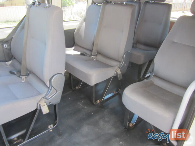 2011 Toyota Hiace KDH223R COMMUTER People Mover Manual