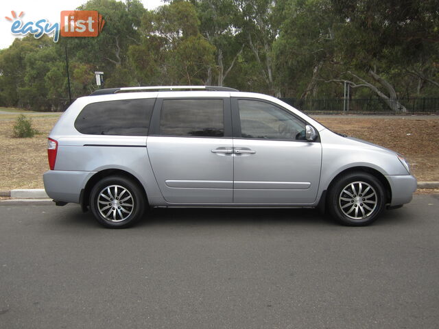 2011 Kia Grand Carnival VQ MY12 PLATINUM People Mover Automatic