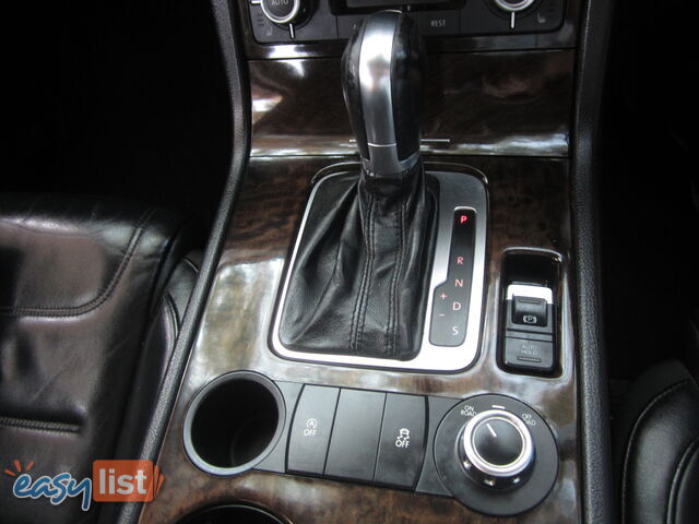 2011 Volkswagen Touareg 7P MY12 V6TDI Wagon Automatic