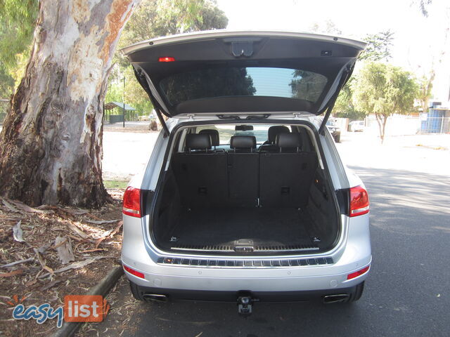 2011 Volkswagen Touareg 7P MY12 V6TDI Wagon Automatic