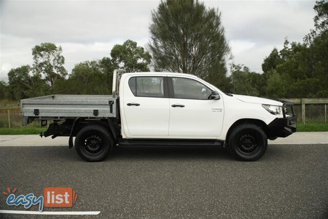 2017 TOYOTA HILUX SR DUAL CAB GUN126R CAB CHASSIS