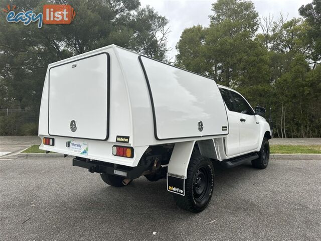 2019 TOYOTA HILUX SR EXTENDED CAB GUN126R CAB CHASSIS