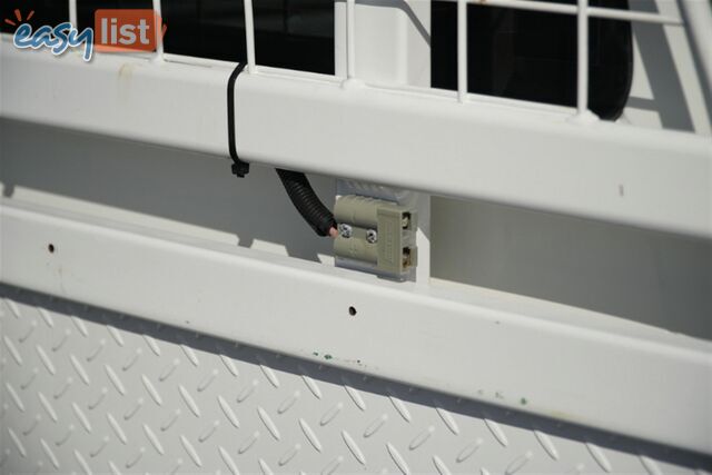 2015 TOYOTA HILUX SR DUAL CAB GUN126R CAB CHASSIS