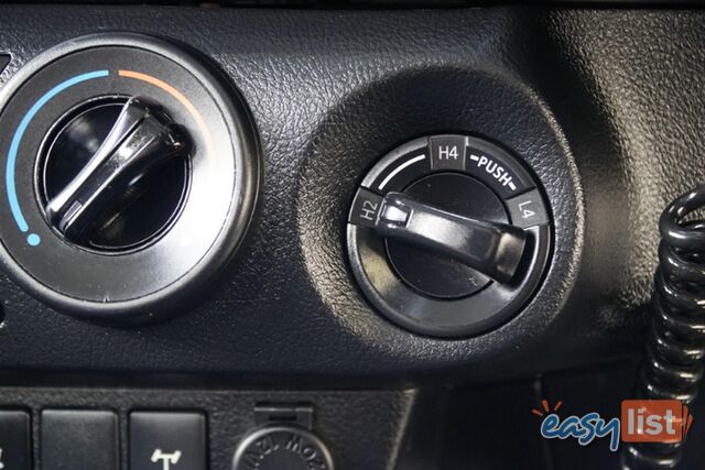 2015 TOYOTA HILUX SR DUAL CAB GUN126R CAB CHASSIS