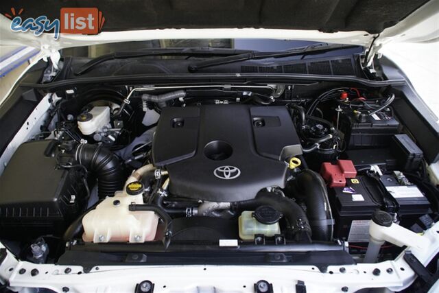 2015 TOYOTA HILUX SR DUAL CAB GUN126R CAB CHASSIS