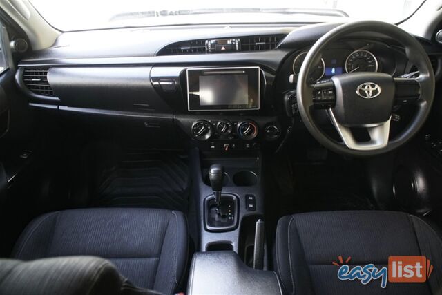 2015 TOYOTA HILUX SR DUAL CAB GUN126R CAB CHASSIS