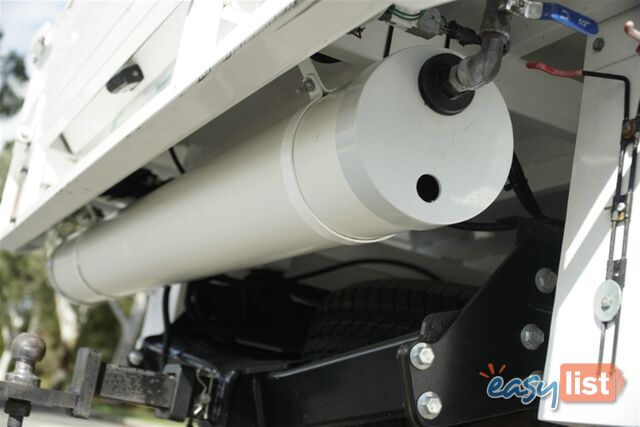 2015 TOYOTA HILUX SR DUAL CAB GUN126R CAB CHASSIS