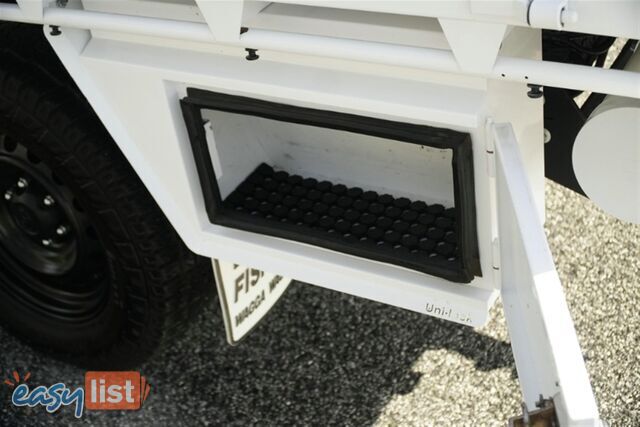 2015 TOYOTA HILUX SR DUAL CAB GUN126R CAB CHASSIS
