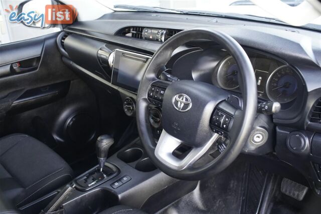 2019 TOYOTA HILUX SR DUAL CAB GUN126R CAB CHASSIS